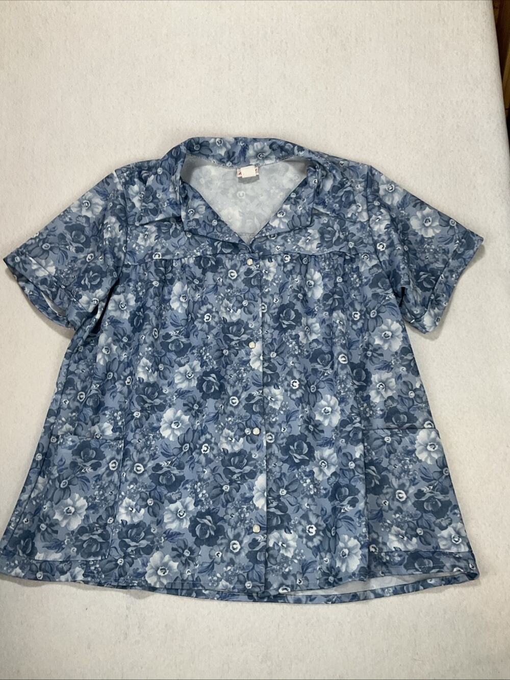 Vintage Blue Floral House Shirt Snap Front Cottagecore Grandma Pockets Sz 1X USA